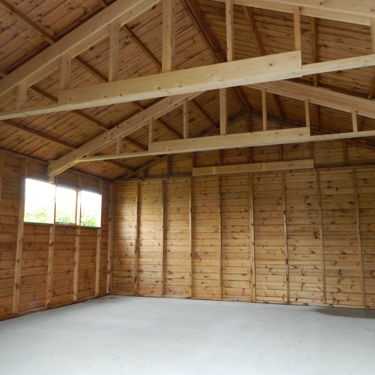 TIMBER GARAGE