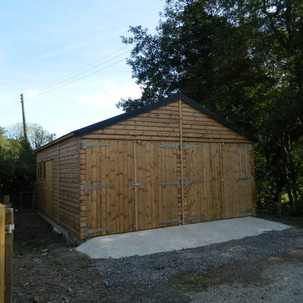 TIMBER GARAGE