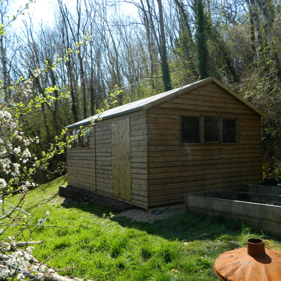 THE HEAVY DUTY RANGE  (Apex Or Pent Roof)