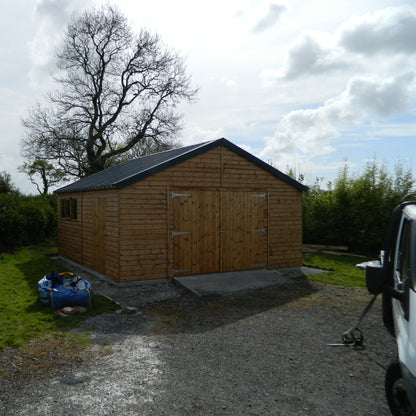 TIMBER GARAGE