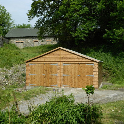 TIMBER GARAGE